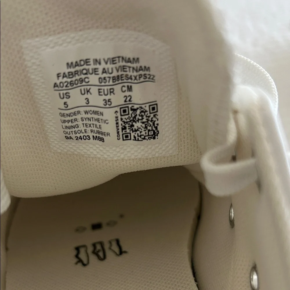 NEW Converse All Star Sneakers - Picture 8 of 12